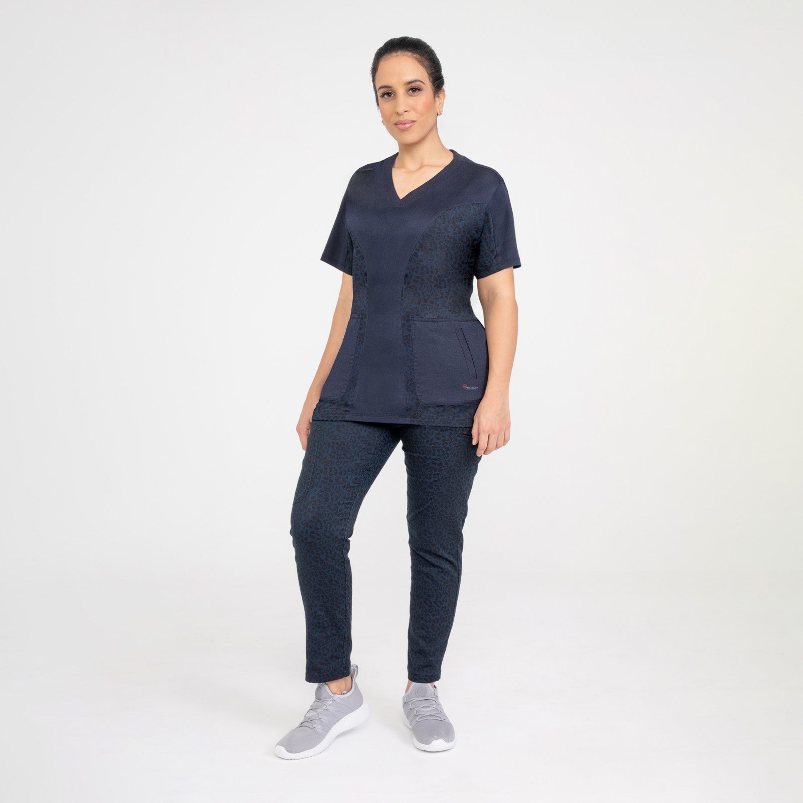 CopperActive™ Scrubs Women's Cheetah Premium Cargo Pants Banner