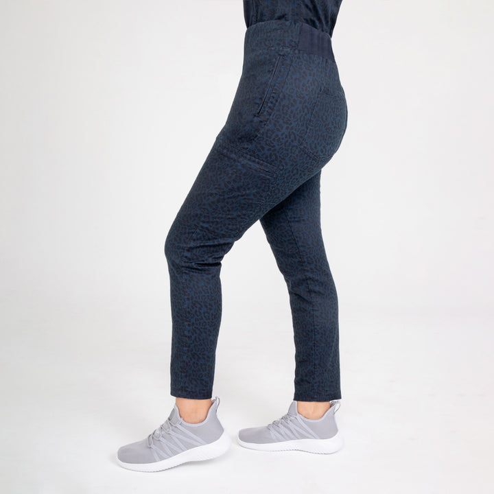 CopperActive™ Scrubs Women's Cheetah Premium Cargo Pants